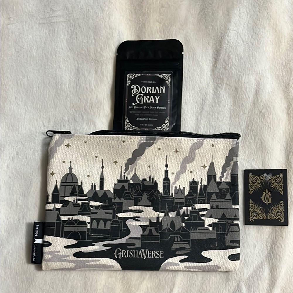 Owlcrate GrishaVerse makeup bag and face mask powder